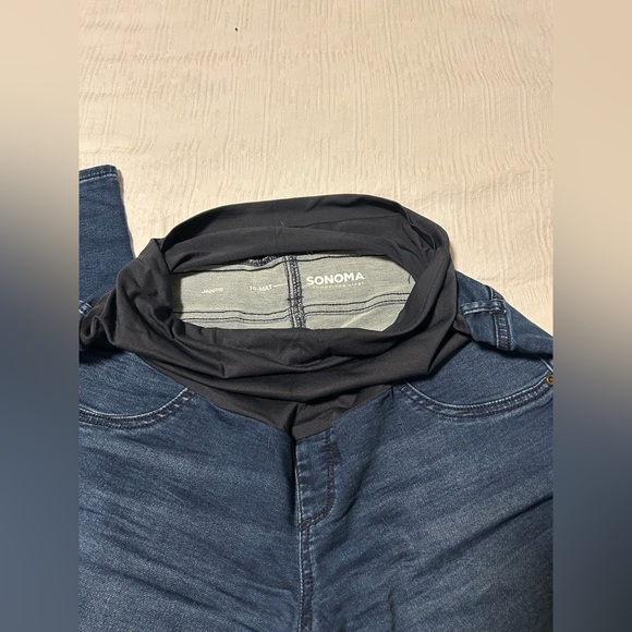 Sonoma Maternity Jeggings - Picture 3 of 3